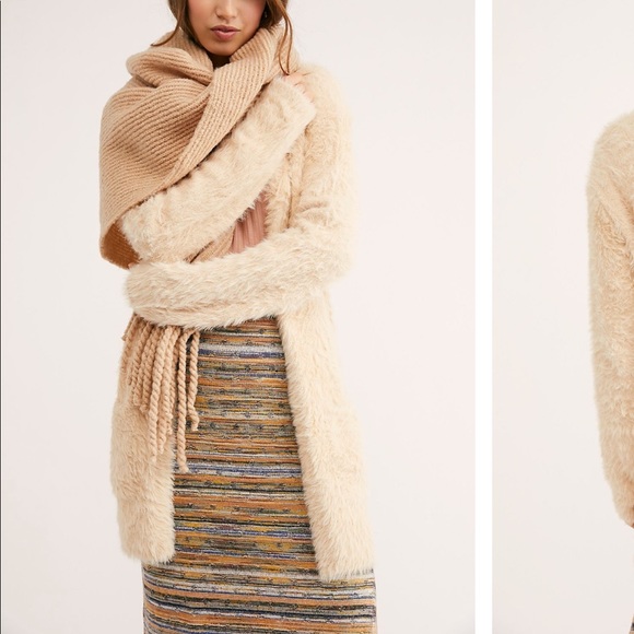 Free people faux fur cardi - Picture 2 of 3